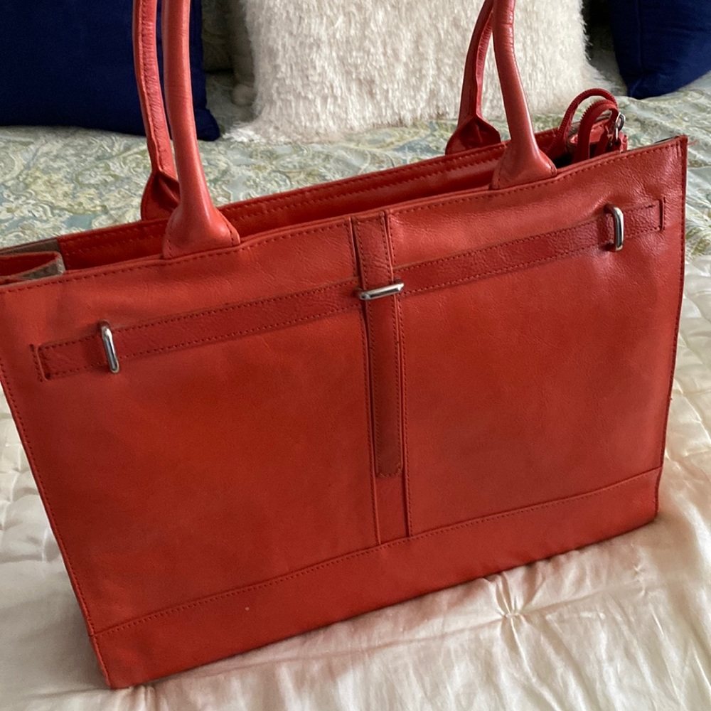 Buxton laptop bag in orange! Brand new!